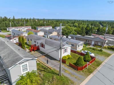13 Bonavista Drive — photo 3
