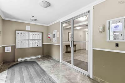 5444 Victoria Road #1 — photo 3