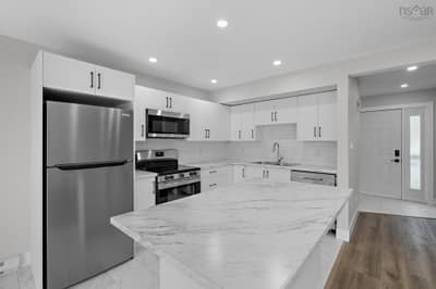 114-116 Thornhill Drive — photo 3