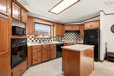 276 Circle Drive — photo 4
