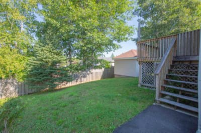 27 Willowbend Court — photo 2