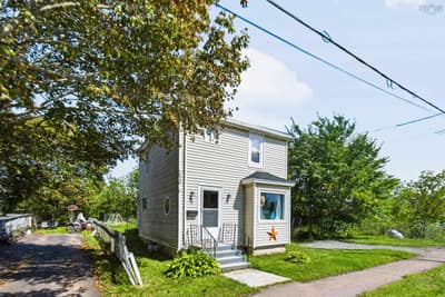 8 Lusby Street — photo 2