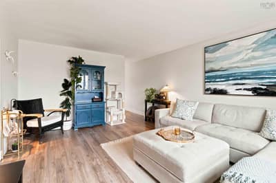 67 Thorncrest Court — photo 4