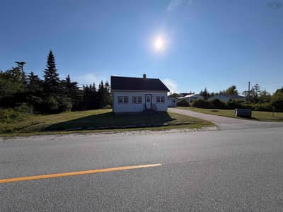 728 Stoney Island Road — photo 3