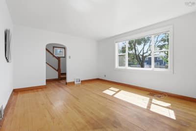148 Victoria Road — photo 4