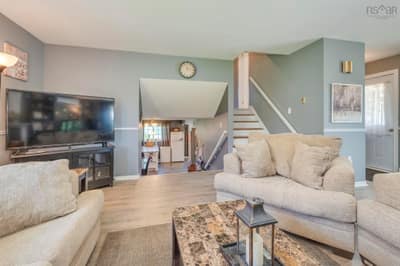 34 Emmanuel Street — photo 3
