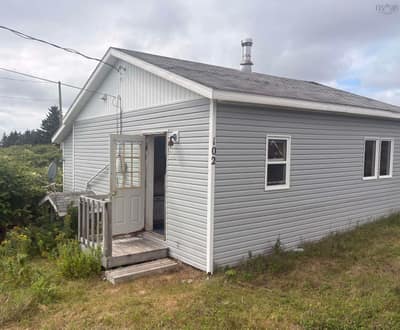 102 South Side Petit De Grat Road — photo 4