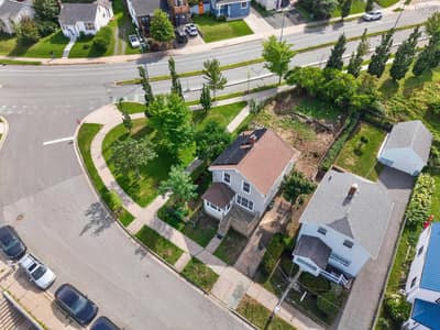 3354 Albert Street — photo 4