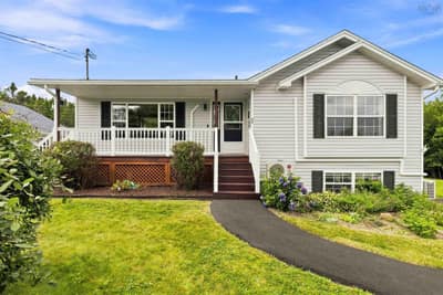 80 Astour Drive — photo 3