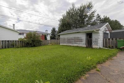 11 Tamarac Drive — photo 5