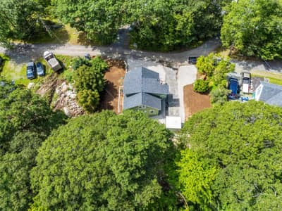 18 Maple Drive — photo 3