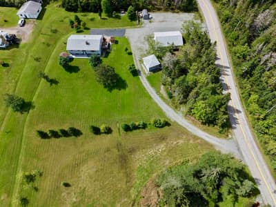 110 De Raymond St. — photo 4