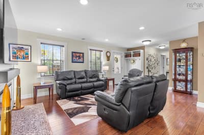107 Orchard Drive — photo 8
