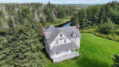 2121 Loch Lomond Road — photo 3