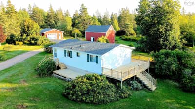 1005 West Halls Harbour Road — photo 6